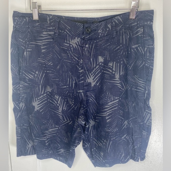 VINCE NWT Men's Blue Patterned Chino  Designer Hemp Shorts - Picture 3 of 9